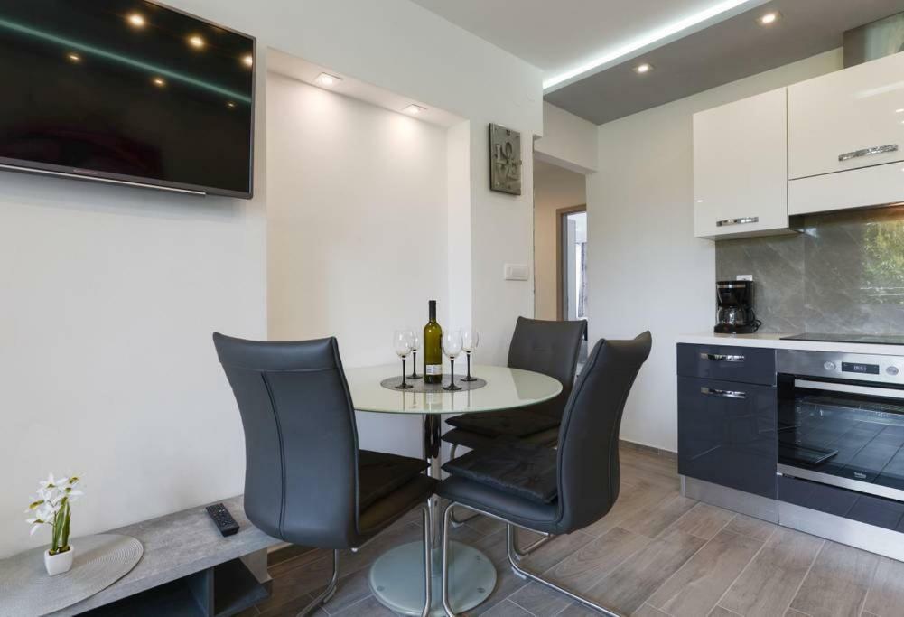 Reza Luxury Apartment Zadar Exteriör bild